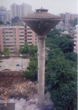 广州水塔拆除工程特点及针对性措施