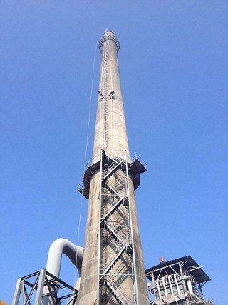 孟州烟囱之字梯扶梯钢构件安装