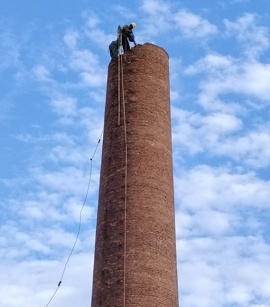 乌鲁木齐烟囱拆除公司:环保拆除服务,保障施工安全
