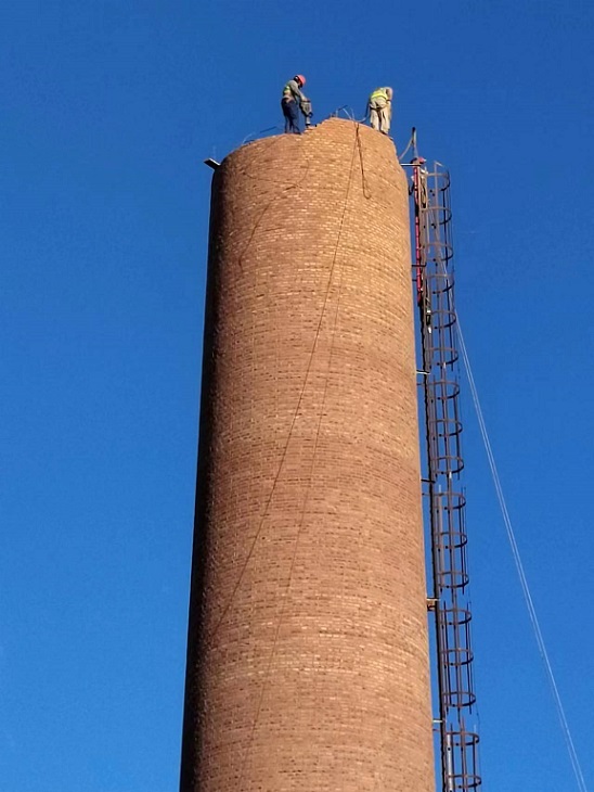 湖南烟囱拆除公司:严格安全措施,确保环境的安全